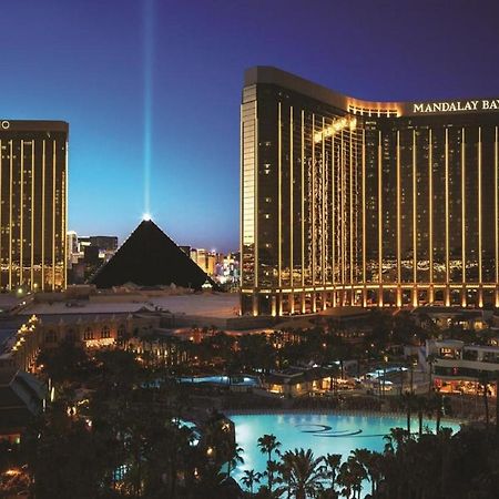 Mandalay Bay Resort And Casino By Suiteness Las Vegas Buitenkant foto