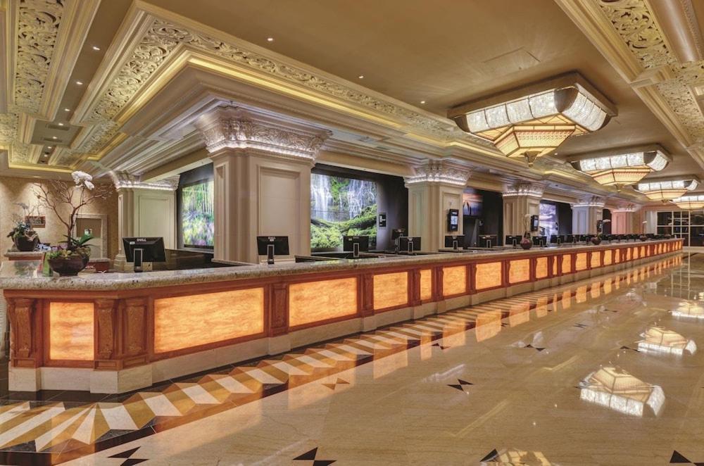 Mandalay Bay Resort And Casino By Suiteness Las Vegas Buitenkant foto