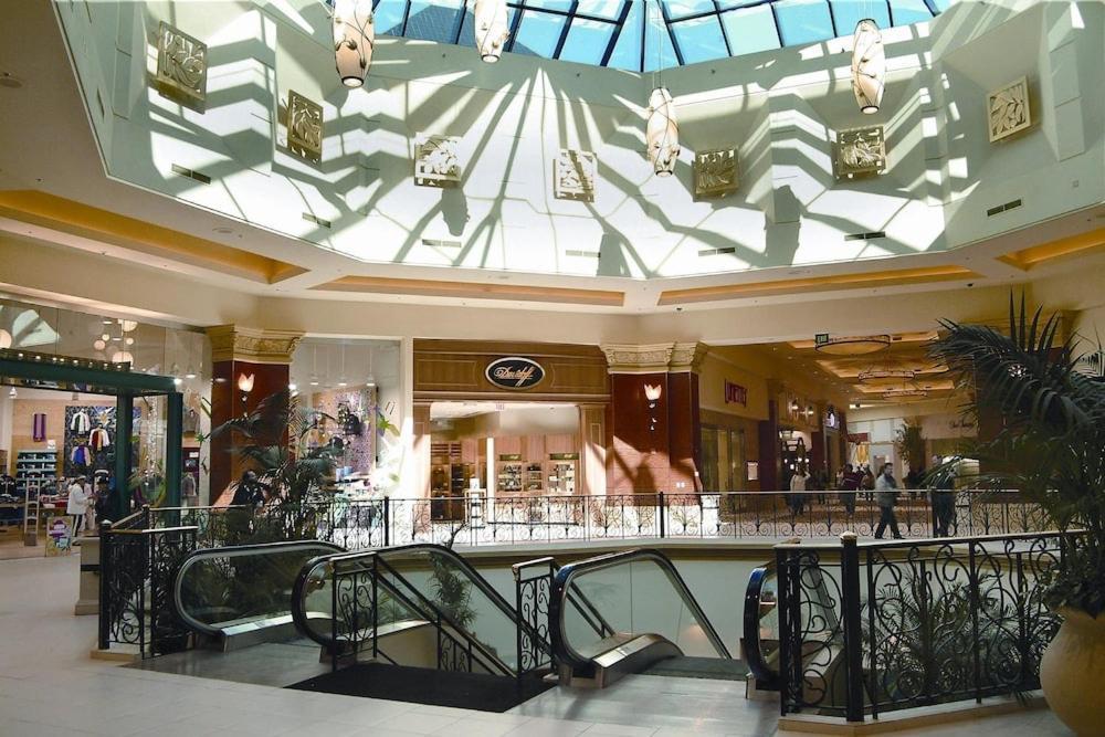 Mandalay Bay Resort And Casino By Suiteness Las Vegas Buitenkant foto