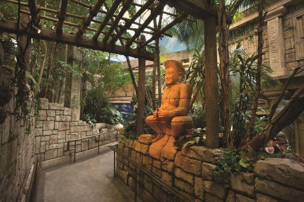 Mandalay Bay Resort And Casino By Suiteness Las Vegas Buitenkant foto