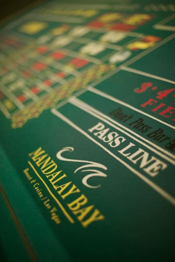 Mandalay Bay Resort And Casino By Suiteness Las Vegas Buitenkant foto
